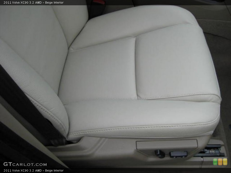 Beige Interior Photo for the 2011 Volvo XC90 3.2 AWD #46646744