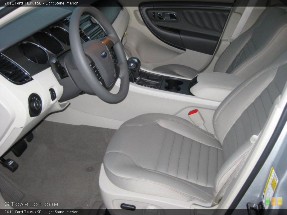 Light Stone Interior Photo for the 2011 Ford Taurus SE #46647209