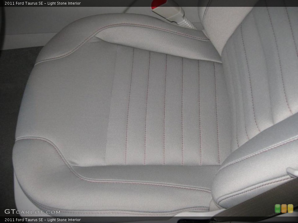 Light Stone Interior Photo for the 2011 Ford Taurus SE #46647215