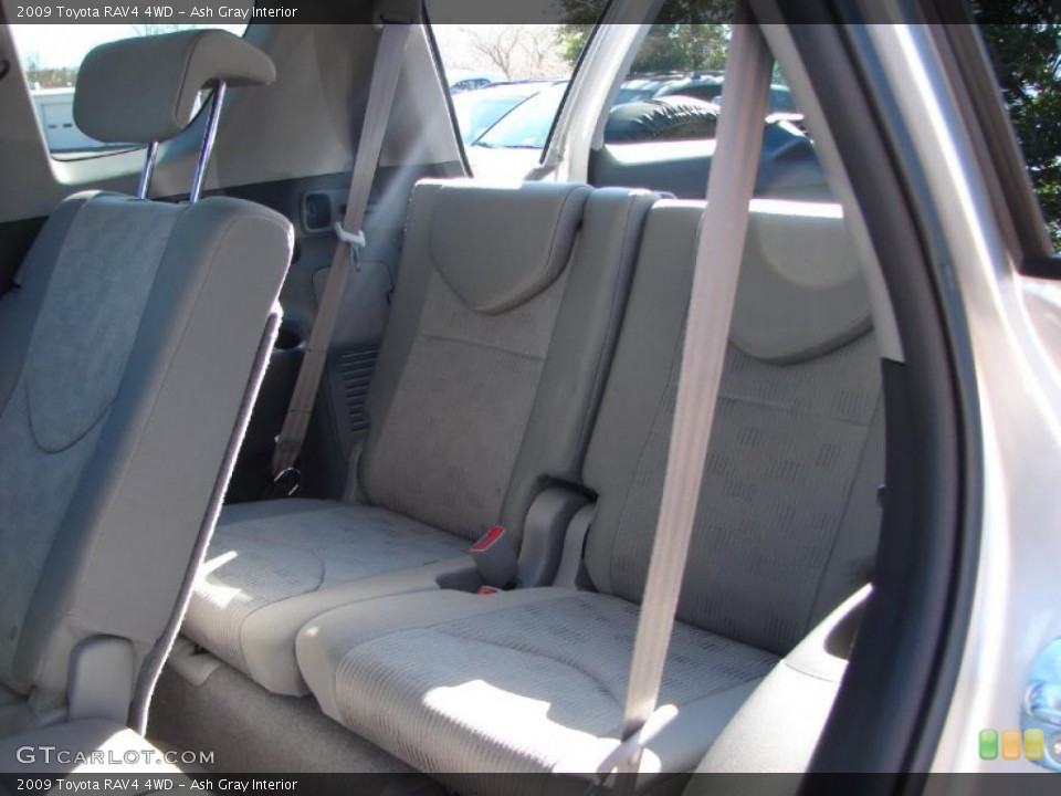 Ash Gray Interior Photo for the 2009 Toyota RAV4 4WD #46651070