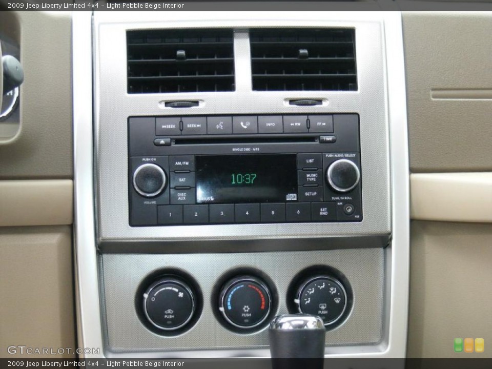Light Pebble Beige Interior Controls for the 2009 Jeep Liberty Limited 4x4 #46651121