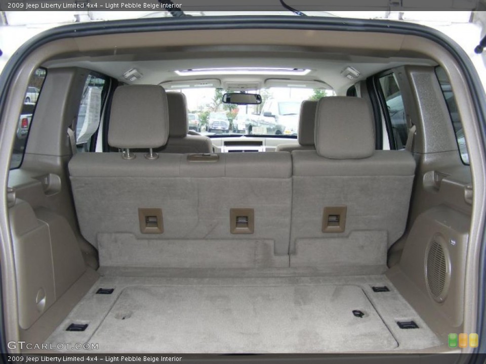Light Pebble Beige Interior Trunk for the 2009 Jeep Liberty Limited 4x4 #46651184