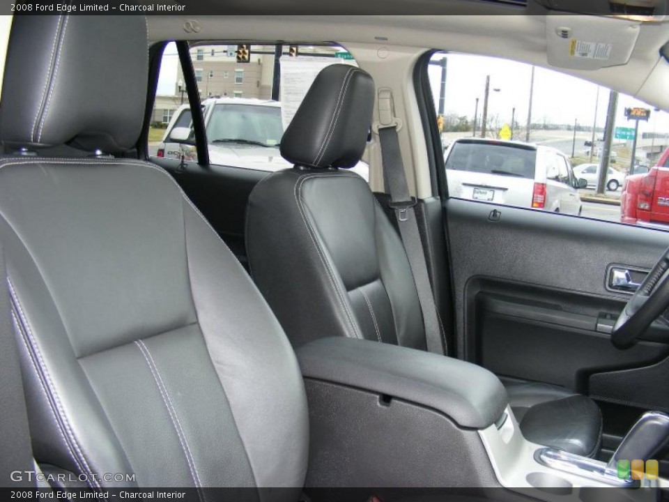 Charcoal Interior Photo for the 2008 Ford Edge Limited #46652150