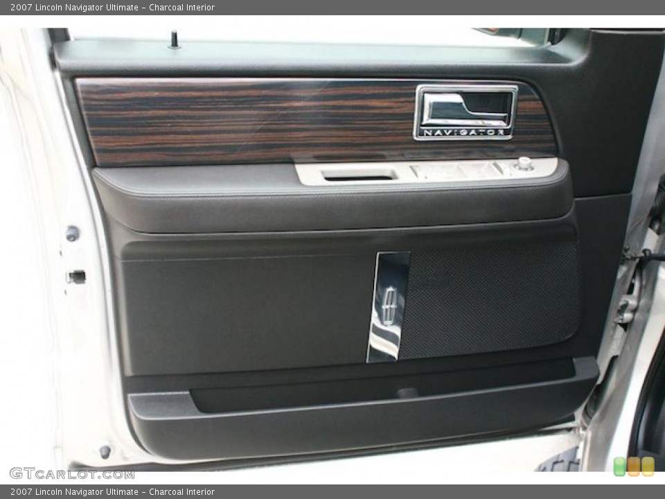 Charcoal Interior Door Panel for the 2007 Lincoln Navigator Ultimate #46652870