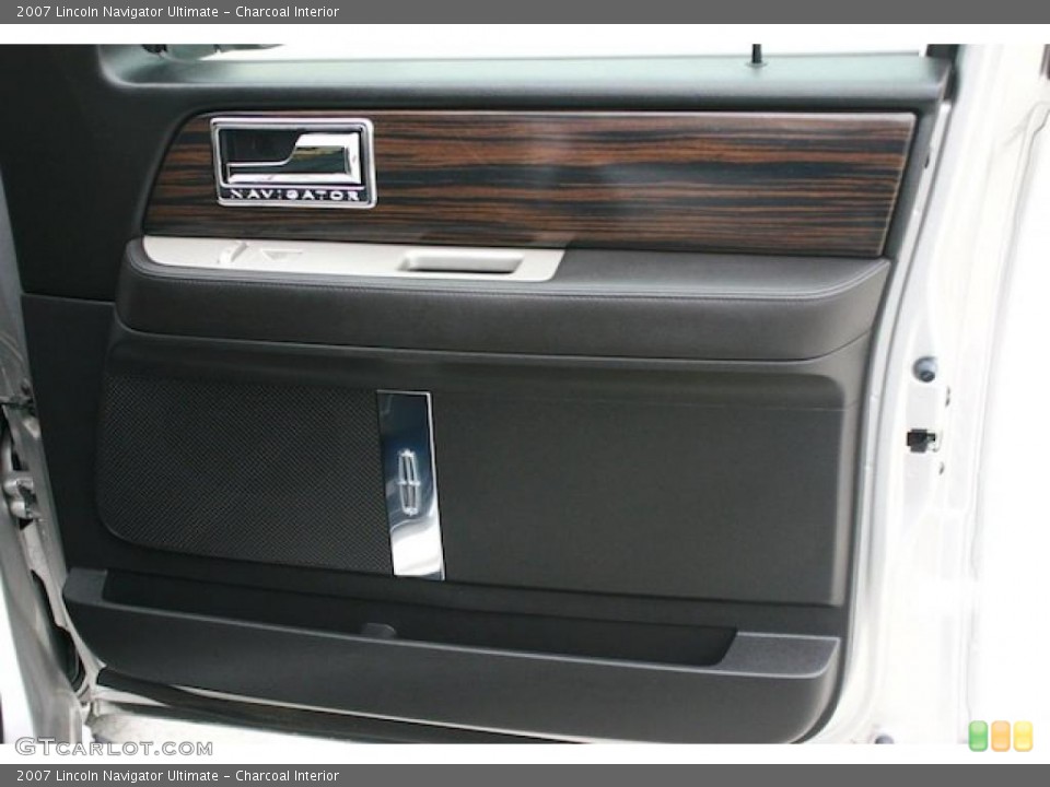 Charcoal Interior Door Panel for the 2007 Lincoln Navigator Ultimate #46652879
