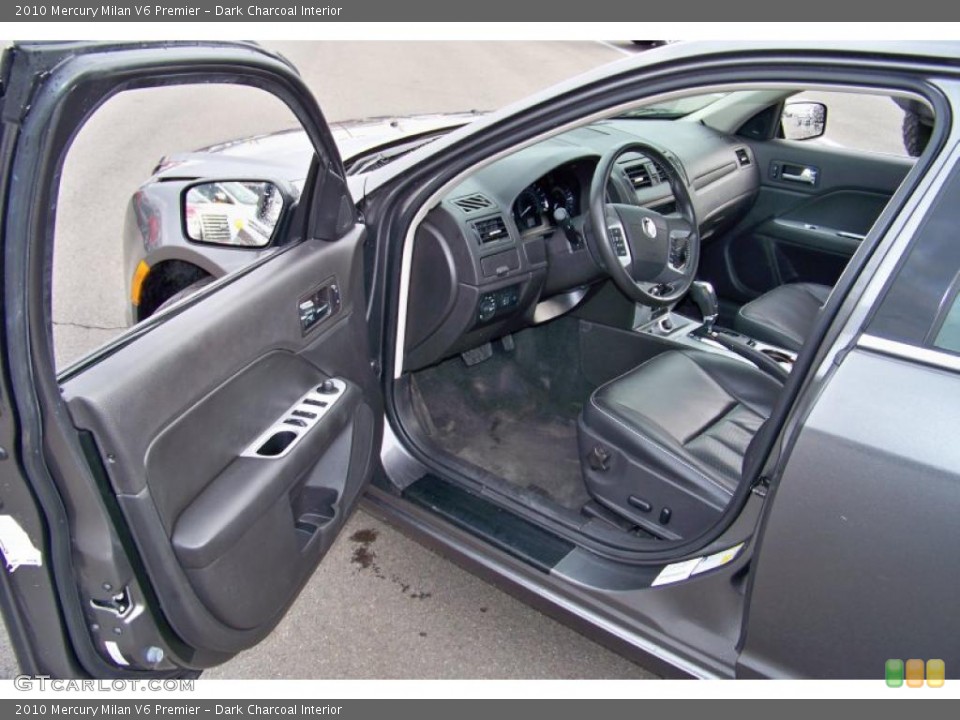 Dark Charcoal Interior Photo for the 2010 Mercury Milan V6 Premier #46654745