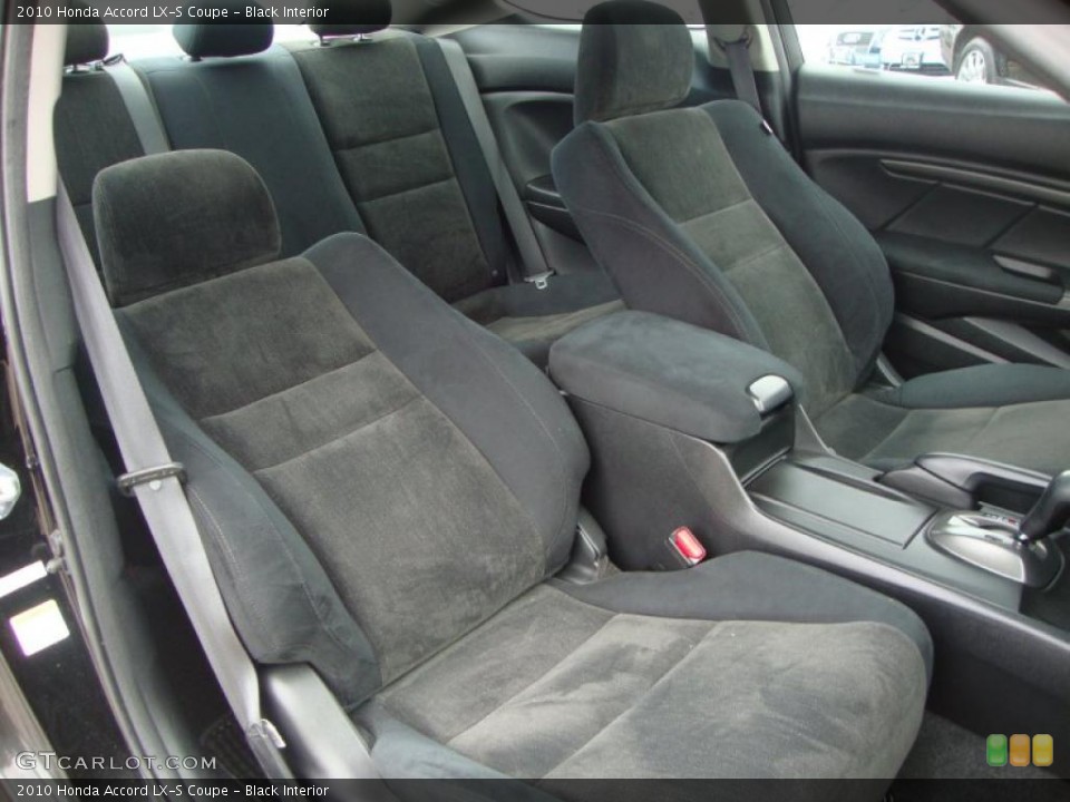 Black Interior Photo for the 2010 Honda Accord LX-S Coupe #46656743