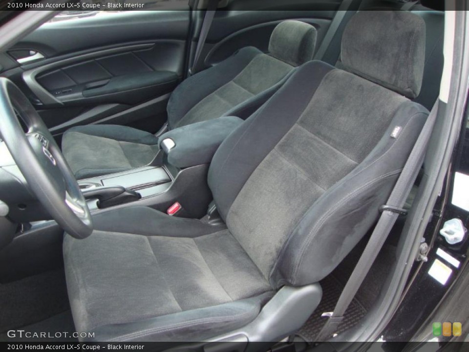 Black Interior Photo for the 2010 Honda Accord LX-S Coupe #46656761