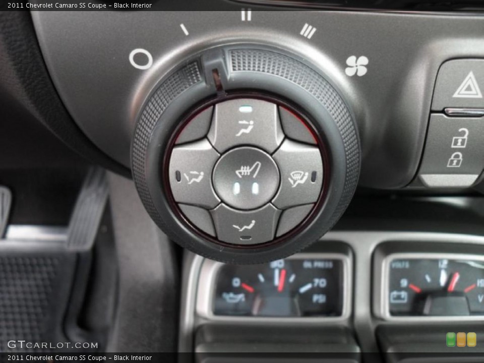 Black Interior Controls for the 2011 Chevrolet Camaro SS Coupe #46656890