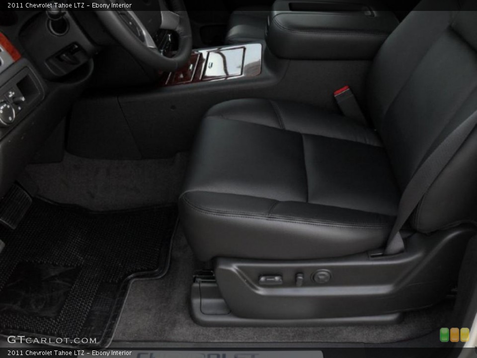 Ebony Interior Photo for the 2011 Chevrolet Tahoe LTZ #46661000