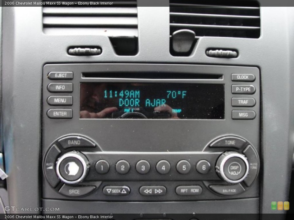 Ebony Black Interior Controls for the 2006 Chevrolet Malibu Maxx SS Wagon #46661057