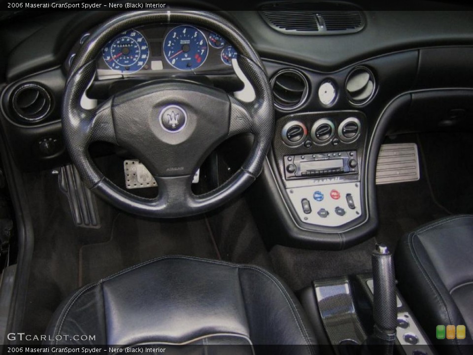 Nero (Black) Interior Dashboard for the 2006 Maserati GranSport Spyder #46661393