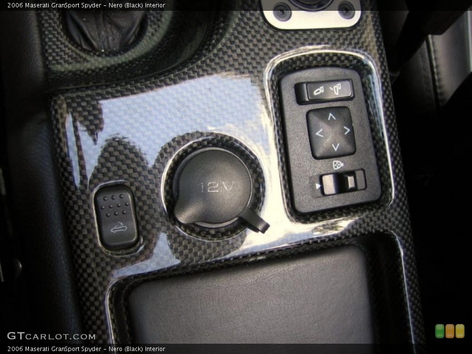 Nero (Black) Interior Controls for the 2006 Maserati GranSport Spyder #46661609
