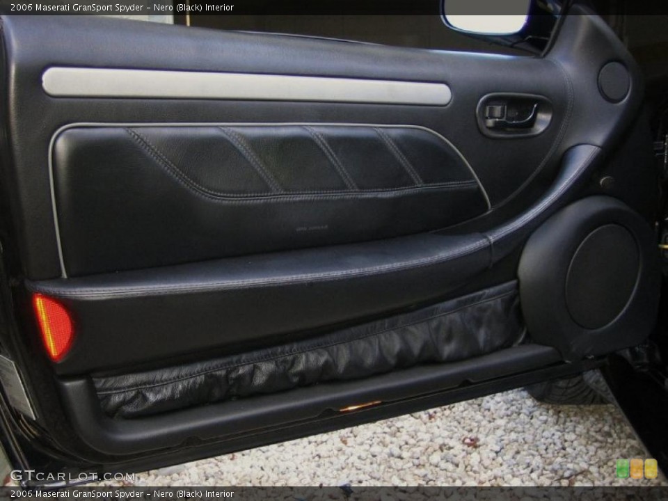 Nero (Black) Interior Door Panel for the 2006 Maserati GranSport Spyder #46661681