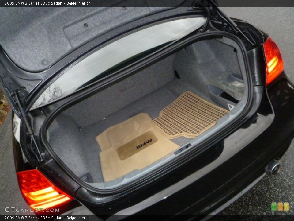Beige Interior Trunk for the 2009 BMW 3 Series 335d Sedan #46661906