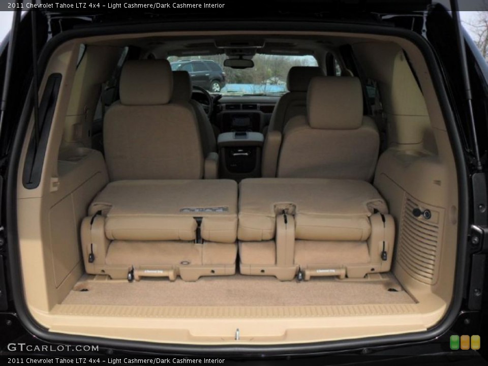 Light Cashmere/Dark Cashmere Interior Photo for the 2011 Chevrolet Tahoe LTZ 4x4 #46663586