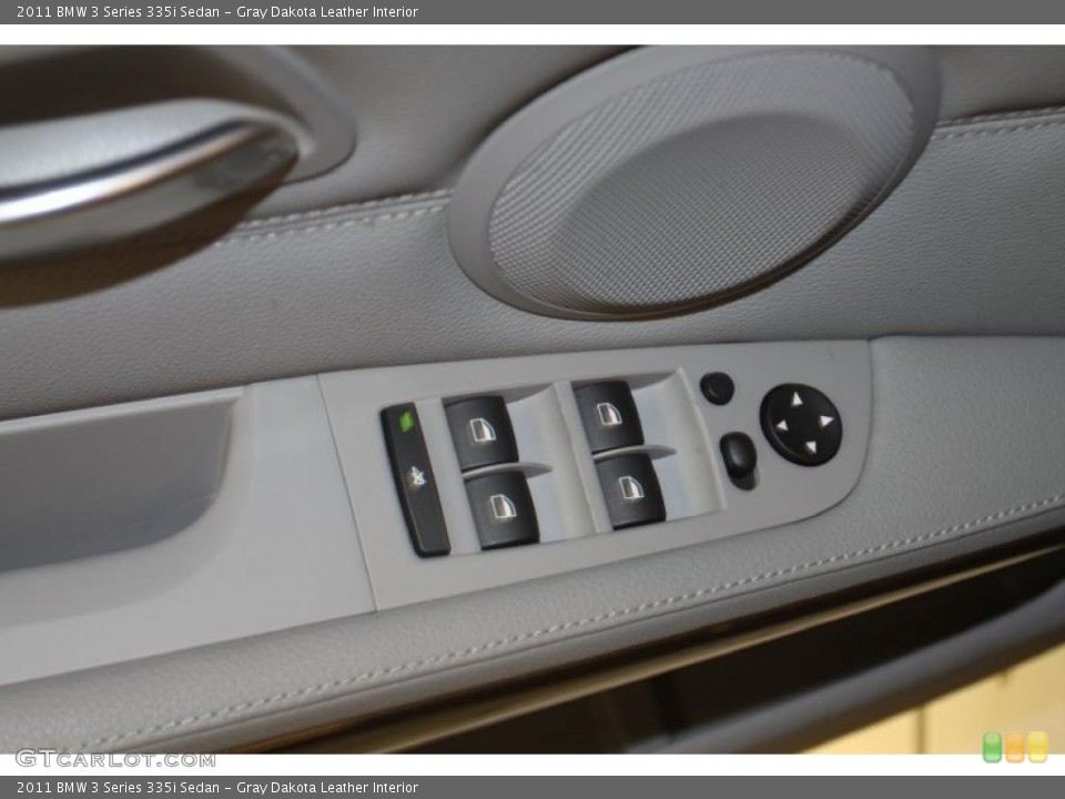 Gray Dakota Leather Interior Controls for the 2011 BMW 3 Series 335i Sedan #46666070