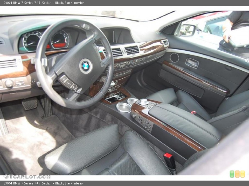 Black/Black Interior Photo for the 2004 BMW 7 Series 745i Sedan #46668995