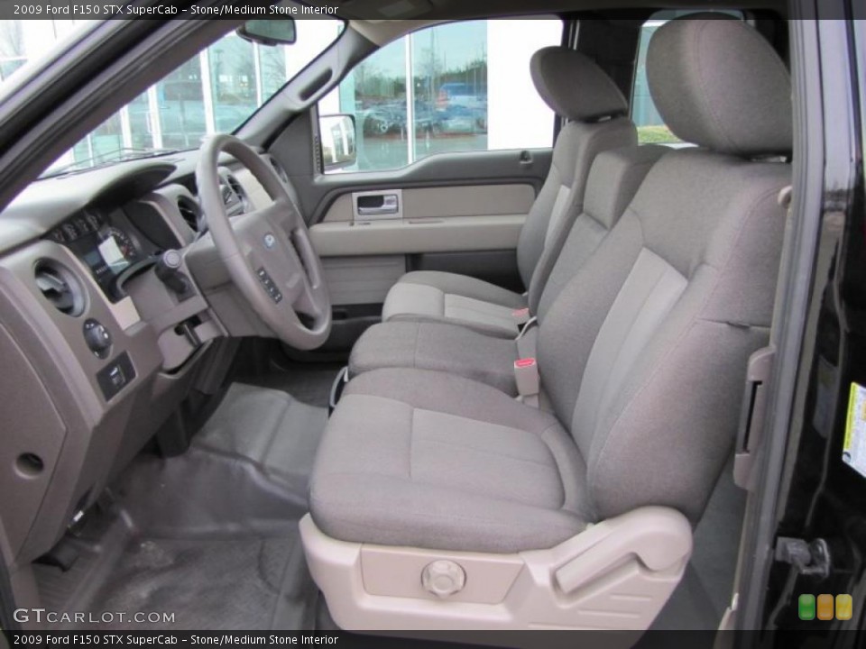 Stone/Medium Stone Interior Photo for the 2009 Ford F150 STX SuperCab #46671116