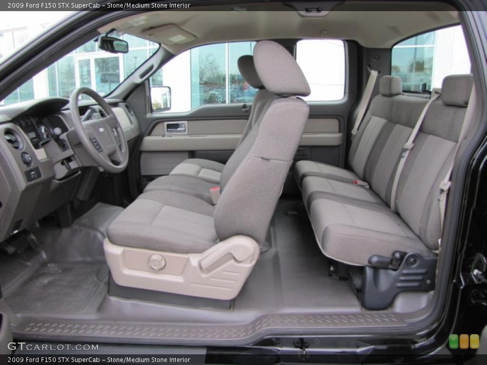 Stone/Medium Stone Interior Photo for the 2009 Ford F150 STX SuperCab #46671157