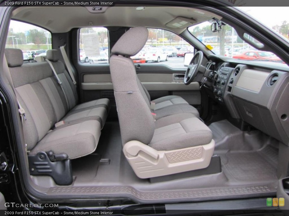 Stone/Medium Stone Interior Photo for the 2009 Ford F150 STX SuperCab #46671218