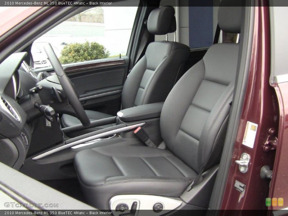 Black Interior Photo for the 2010 Mercedes-Benz ML 350 BlueTEC 4Matic #46673543