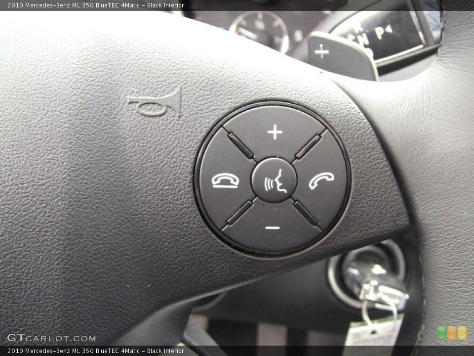 Black Interior Controls for the 2010 Mercedes-Benz ML 350 BlueTEC 4Matic #46673633