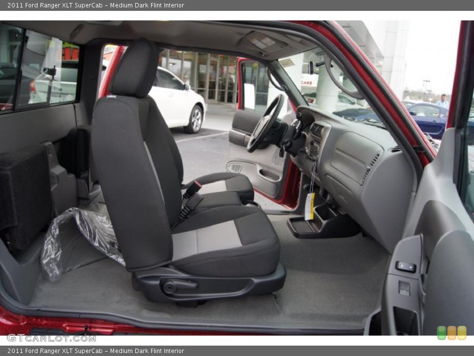 Medium Dark Flint Interior Photo for the 2011 Ford Ranger XLT SuperCab #46674409