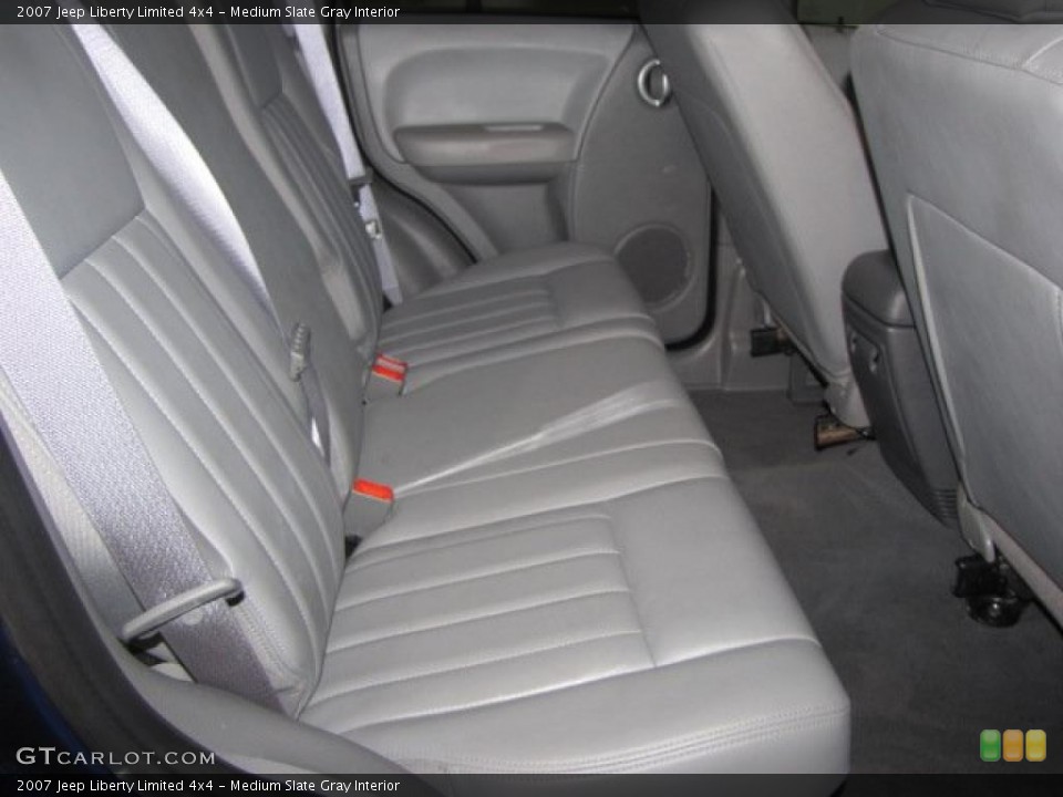 Medium Slate Gray Interior Photo for the 2007 Jeep Liberty Limited 4x4 #46675331