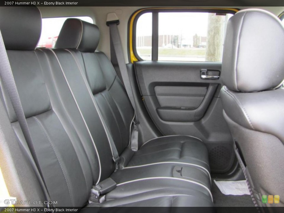 Ebony Black Interior Photo for the 2007 Hummer H3 X #46676186