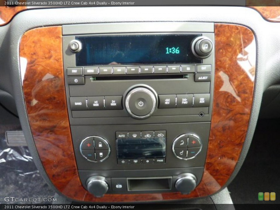 Ebony Interior Controls for the 2011 Chevrolet Silverado 3500HD LTZ Crew Cab 4x4 Dually #46680743