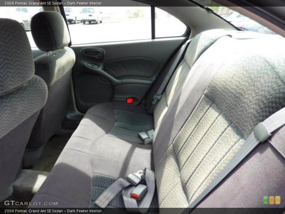 Dark Pewter Interior Photo for the 2004 Pontiac Grand Am SE Sedan #46685891