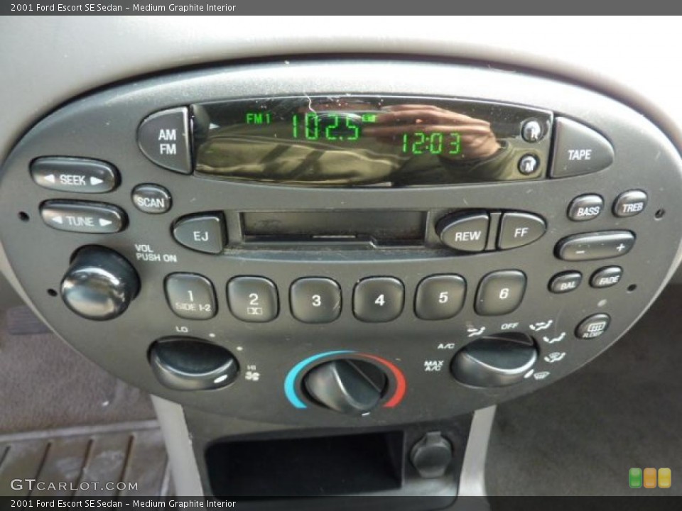 Medium Graphite Interior Controls for the 2001 Ford Escort SE Sedan #46686794