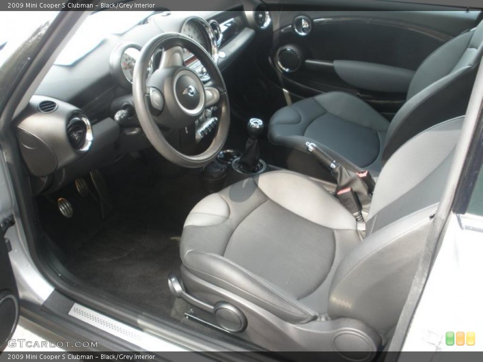 Black/Grey Interior Photo for the 2009 Mini Cooper S Clubman #46689500