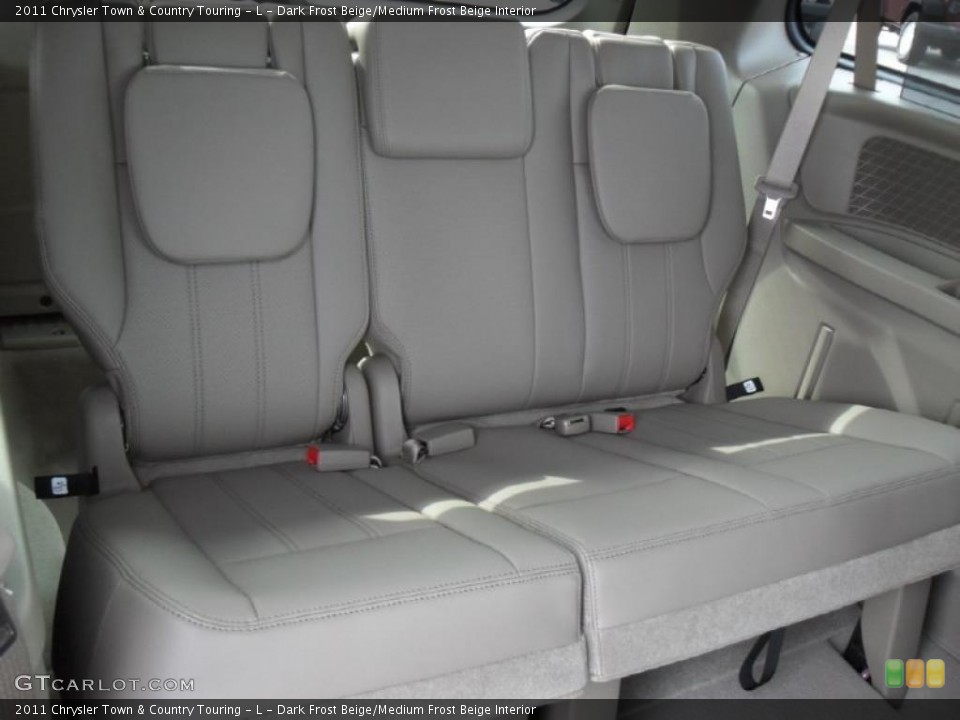 Dark Frost Beige/Medium Frost Beige Interior Photo for the 2011 Chrysler Town & Country Touring - L #46696520