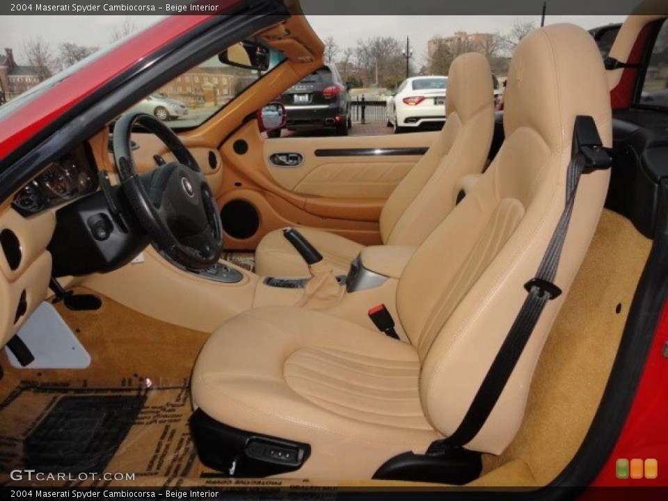 Beige Interior Photo for the 2004 Maserati Spyder Cambiocorsa #46698780