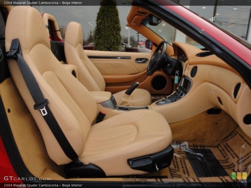 Beige Interior Photo for the 2004 Maserati Spyder Cambiocorsa #46699341
