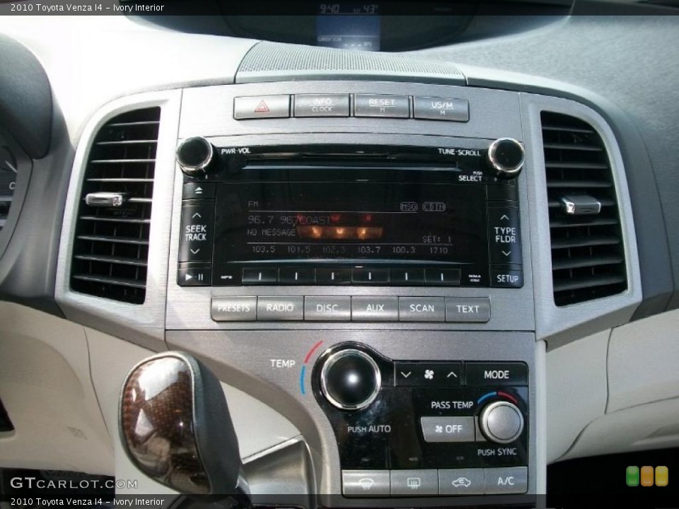Ivory Interior Dashboard for the 2010 Toyota Venza I4 #46700592