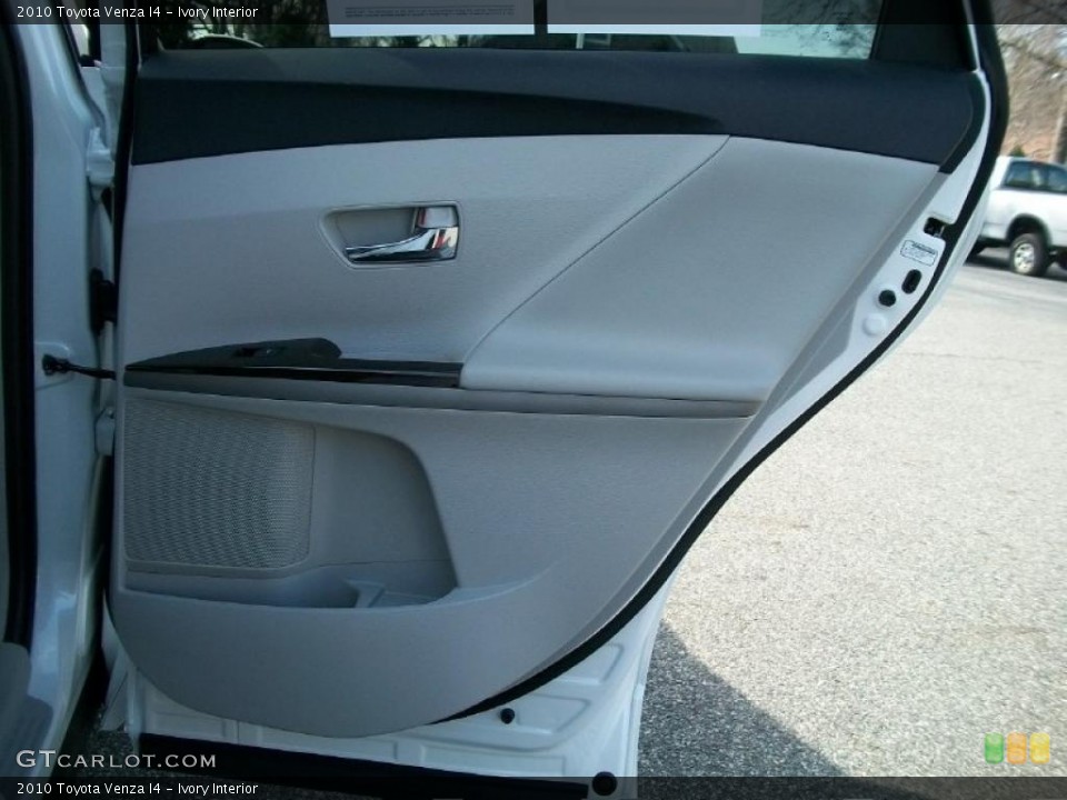 Ivory Interior Door Panel for the 2010 Toyota Venza I4 #46700643