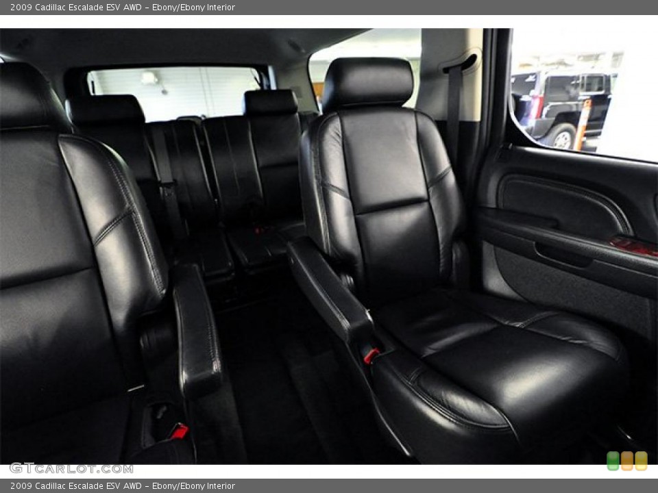 Ebony/Ebony Interior Photo for the 2009 Cadillac Escalade ESV AWD #46705353