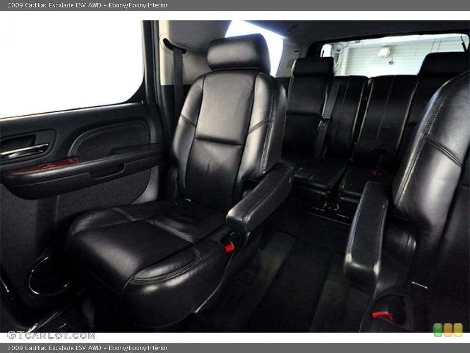 Ebony/Ebony Interior Photo for the 2009 Cadillac Escalade ESV AWD #46705365