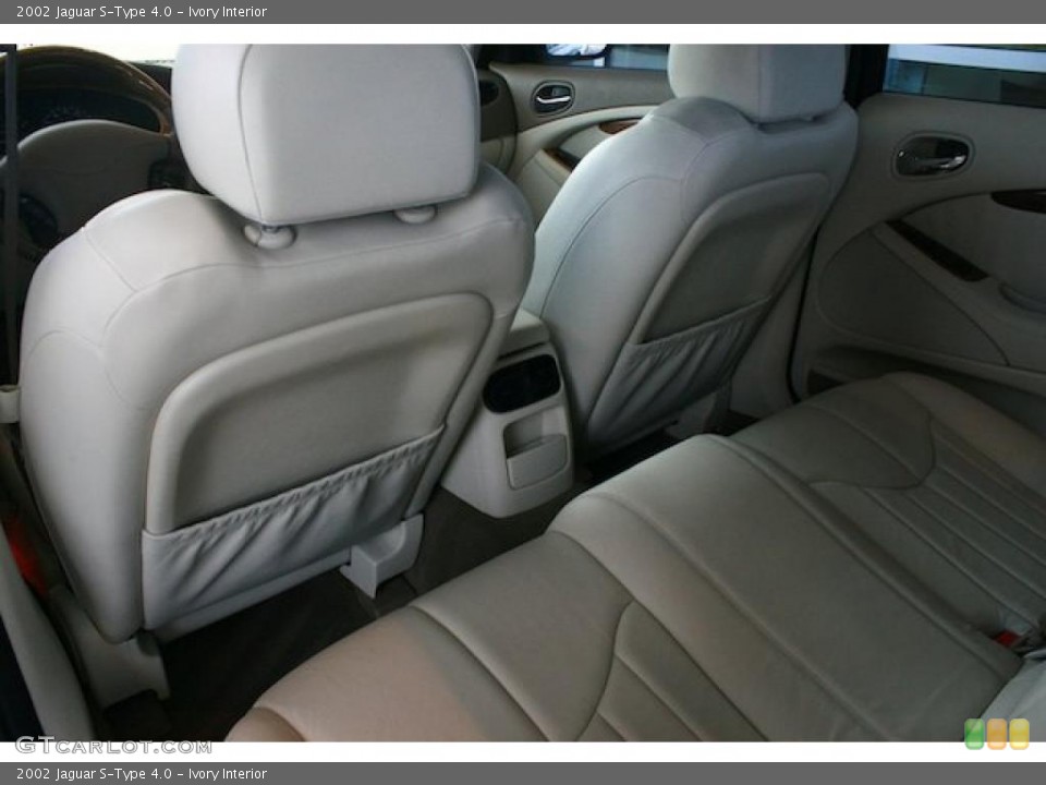 Ivory Interior Photo for the 2002 Jaguar S-Type 4.0 #46707969