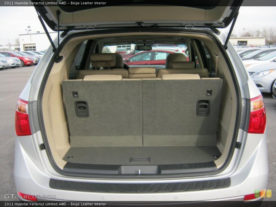 Beige Leather Interior Trunk for the 2011 Hyundai Veracruz Limited AWD #46710462