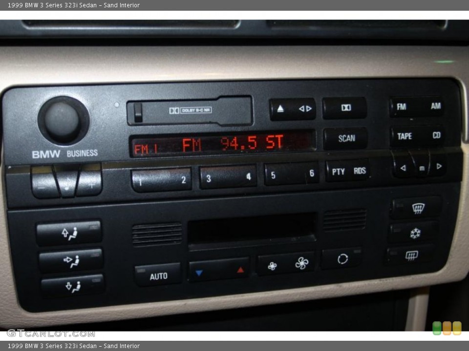 Sand Interior Controls for the 1999 BMW 3 Series 323i Sedan #46710918