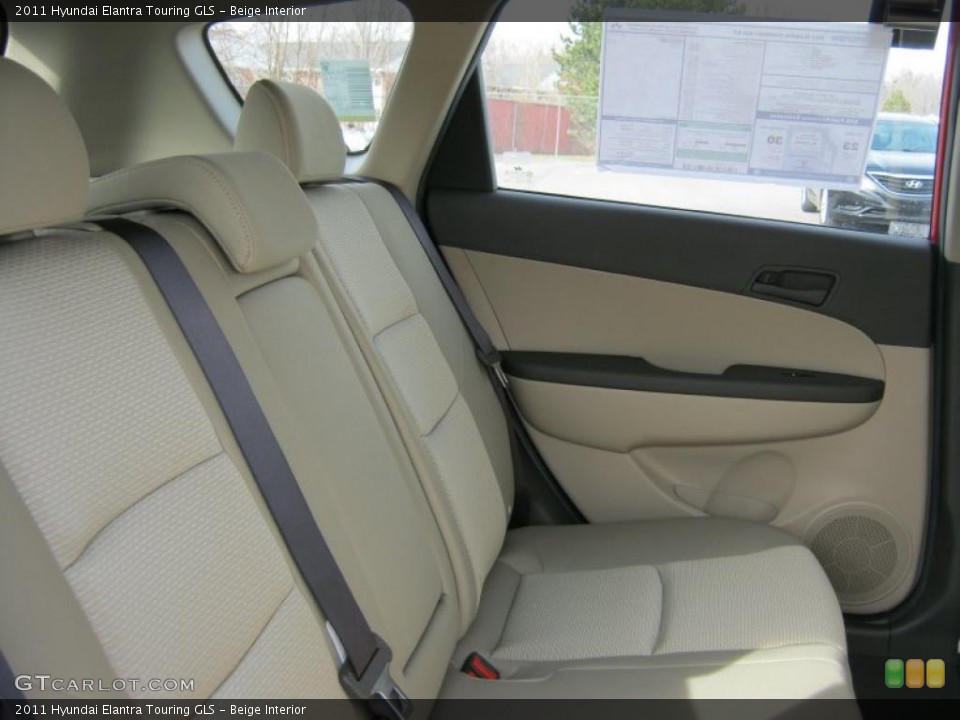 Beige Interior Photo for the 2011 Hyundai Elantra Touring GLS #46711377