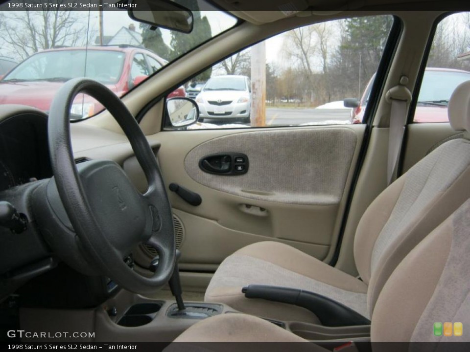 Tan Interior Photo for the 1998 Saturn S Series SL2 Sedan #46713210