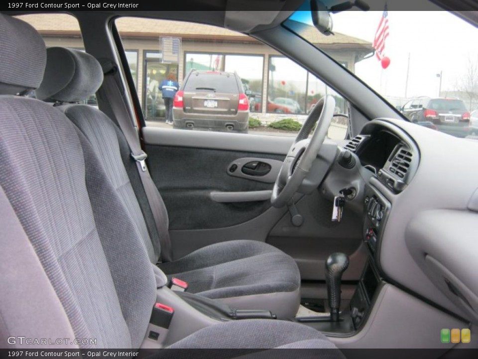 Opal Grey Interior Photo for the 1997 Ford Contour Sport #46715541
