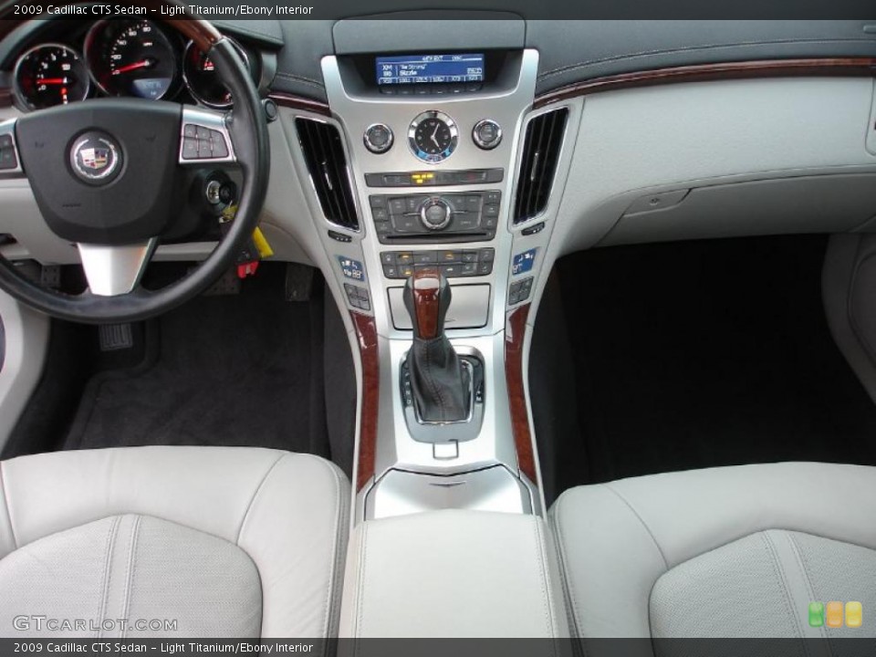 Light Titanium/Ebony Interior Dashboard for the 2009 Cadillac CTS Sedan #46719087