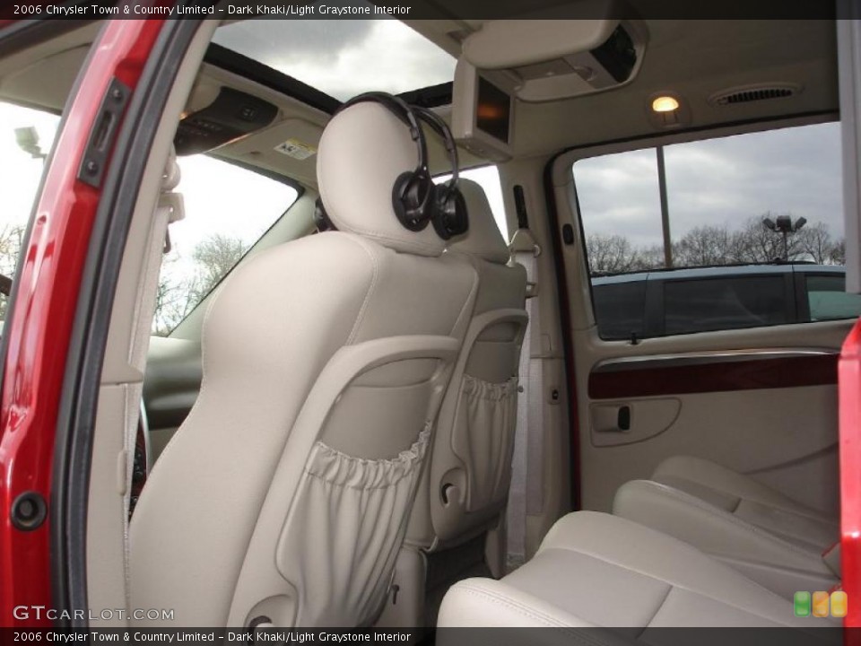 Dark Khaki/Light Graystone Interior Photo for the 2006 Chrysler Town & Country Limited #46719300