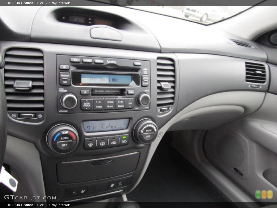 Gray Interior Controls for the 2007 Kia Optima EX V6 #46721964
